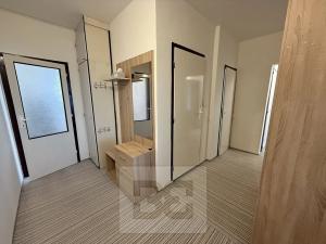 Pronájem bytu 2+1, Česká Lípa, Červeného kříže, 56 m2
