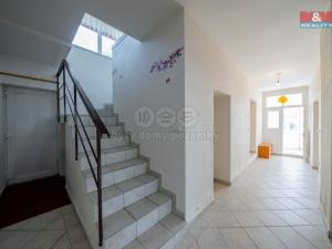 Prodej rodinného domu, Rovečné, 270 m2