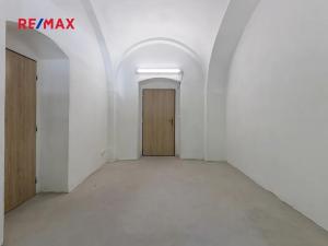 Prodej obchodního prostoru, Zbiroh, Líšenská, 700 m2