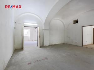 Prodej obchodního prostoru, Zbiroh, Líšenská, 700 m2