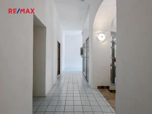 Prodej obchodního prostoru, Zbiroh, Líšenská, 700 m2