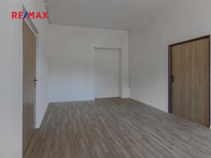 Prodej obchodního prostoru, Zbiroh, Líšenská, 700 m2