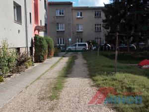 Pronájem garáže, Slaný, Brožovského, 14 m2