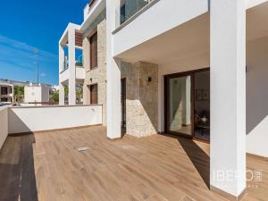 Prodej bytu 3+kk, Torrevieja, Španělsko, 62 m2
