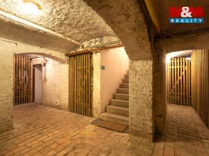 Prodej bytu 2+kk, Praha - Holešovice, V háji, 39 m2