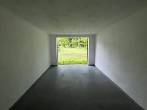 Pronájem garáže, Kolín, Zličská, 18 m2