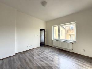 Pronájem bytu 3+1, Děčín, Na Úpatí, 55 m2