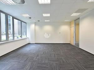 Pronájem kanceláře, Praha - Stodůlky, Bucharova, 2870 m2