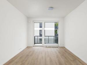 Pronájem bytu 2+kk, Praha - Hostivař, Nurmiho, 55 m2