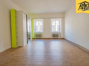 Pronájem bytu 2+1, Trutnov, Spojenecká, 55 m2