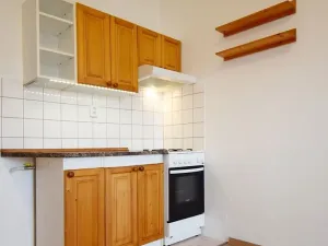 Pronájem bytu 1+1, Praha - Vysočany, Českomoravská, 42 m2