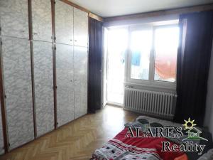 Pronájem bytu 2+1, Praha - Kobylisy, Pod Kynclovkou, 56 m2