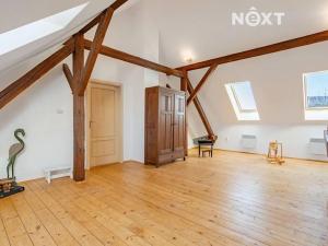 Prodej rodinného domu, Lišov, třída 5. května, 160 m2