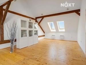 Prodej rodinného domu, Lišov, třída 5. května, 160 m2