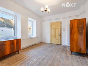 Prodej rodinného domu, Lišov, třída 5. května, 160 m2