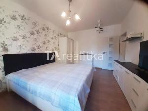 Prodej bytu 3+1, Karviná, Na Kopci, 74 m2