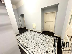 Pronájem bytu 2+1, Praha - Malá Strana, Újezd, 87 m2