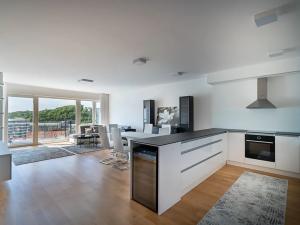 Pronájem bytu 4+kk, Praha - Smíchov, Gabrielská, 177 m2