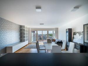 Pronájem bytu 4+kk, Praha - Smíchov, Gabrielská, 177 m2