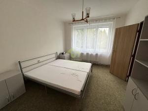 Pronájem bytu 2+1, Hrádek, 58 m2