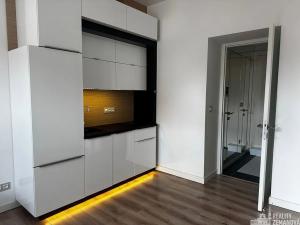 Pronájem bytu 1+kk, Praha - Žižkov, Lucemburská, 31 m2