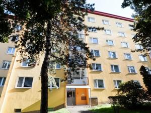 Pronájem bytu 1+1, Chomutov, Kyjická, 33 m2