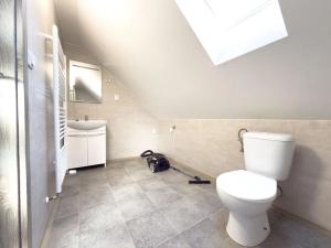 Pronájem bytu 2+kk, Praha - Újezd nad Lesy, Starokolínská, 70 m2