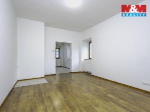 Pronájem bytu 3+1, Nový Bor, Husova, 70 m2