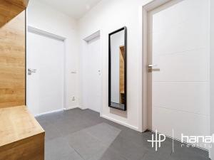 Pronájem bytu 2+kk, Olomouc, gen. Píky, 56 m2