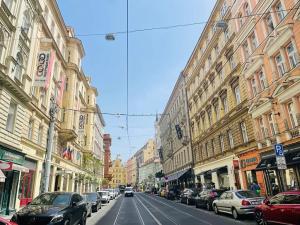 Prodej obchodního prostoru, Praha - Nové Město, 362 m2