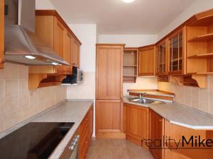 Pronájem bytu 2+kk, Liberec, Tyršova, 65 m2