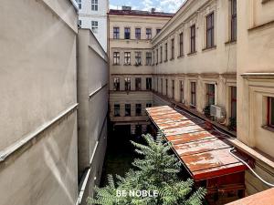 Pronájem kanceláře, Praha - Nové Město, Hybernská, 184 m2