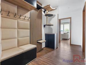 Prodej bytu 4+kk, Karlovy Vary, Dubová, 99 m2