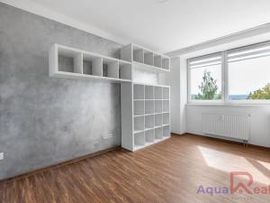 Prodej bytu 4+kk, Karlovy Vary, Dubová, 99 m2