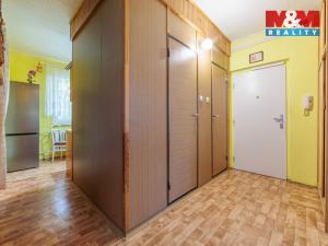 Prodej bytu 3+1, Karlovy Vary, Brigádníků, 68 m2