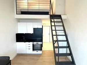 Pronájem bytu 1+kk, Praha - Vysočany, Poděbradská, 30 m2