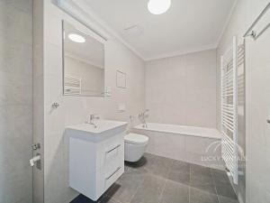 Pronájem bytu 2+kk, Praha - Chodov, Líbalova, 60 m2