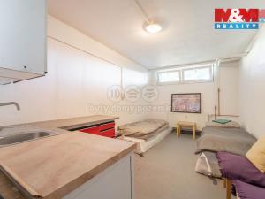 Pronájem atypického bytu, Beroun - Beroun-Město, Košťálkova, 60 m2