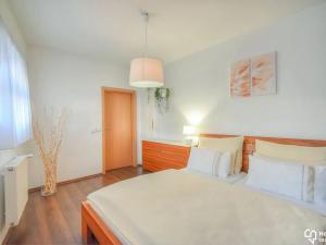 Prodej činžovního domu, Olomouc, Dolní náměstí, 1450 m2