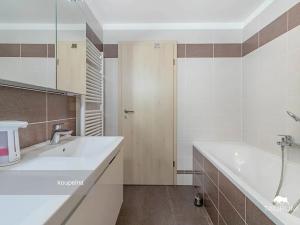 Prodej bytu 3+kk, Plzeň, Špačková, 76 m2