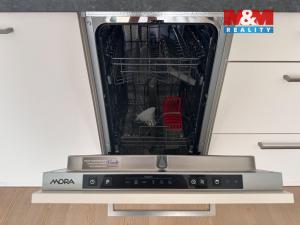 Prodej bytu 1+kk, Praha - Zličín, Tvrdonická, 37 m2