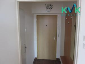 Pronájem bytu 1+kk, Karlovy Vary, Krále Jiřího, 21 m2