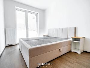 Pronájem bytu 2+kk, Praha - Vysočany, Fafkových, 54 m2