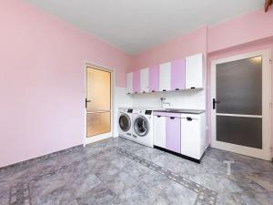 Prodej bytu 4+1, Hodonín, Mírové nám., 150 m2
