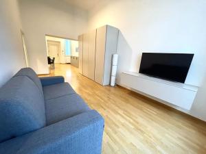 Pronájem bytu 2+kk, Praha - Karlín, Sokolovská, 75 m2