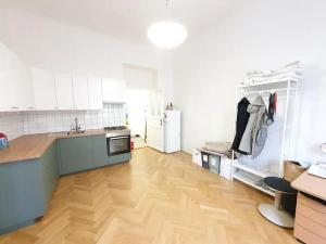 Pronájem bytu 2+kk, Praha, Chodská, 50 m2