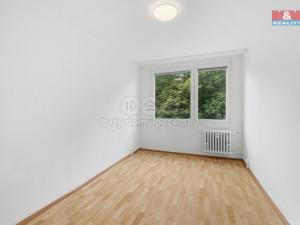 Prodej bytu 3+1, Praha - Kobylisy, Třeboradická, 67 m2