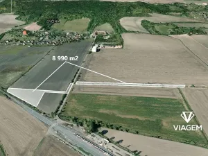 Prodej podílu pole, Dobrovice, 2305 m2