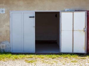 Pronájem garáže, Havlíčkův Brod, 18 m2