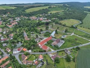 Prodej komerčního pozemku, Podhořany u Ronova, 21276 m2